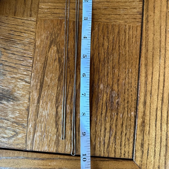 Sterling Silver Italy Box Chains 18 inch and 20 inch - Picture 2 of 5